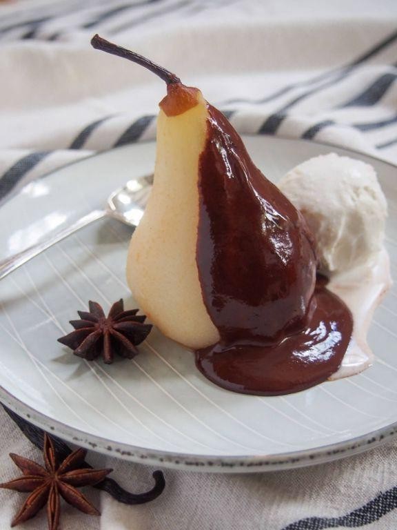 Chocolate Drizzled Poached Pears