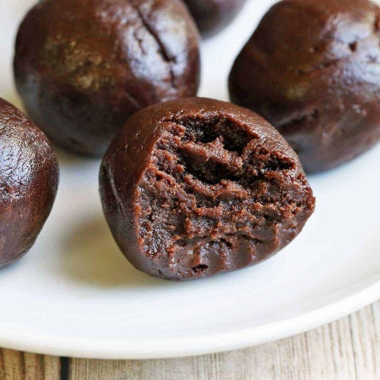 Chocolate Keto Fat Bombs