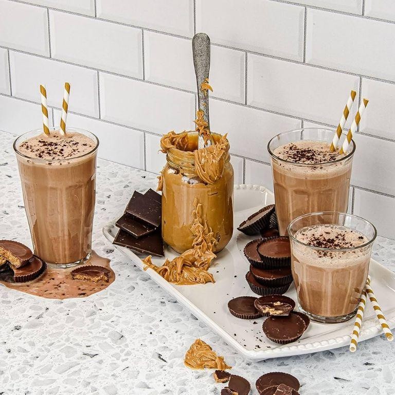 Chocolate Peanut Butter Keto Chow Smoothie