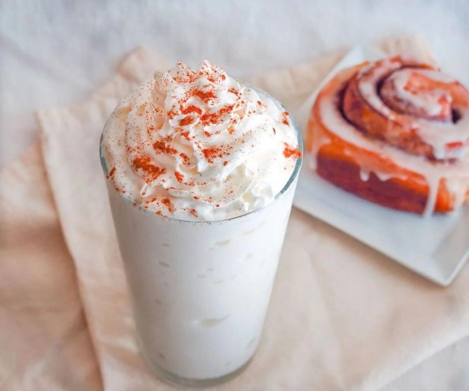 Cinnamon Roll Frappuccino