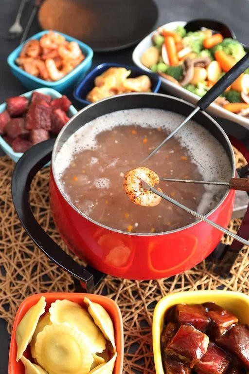 Classic Beef Fondue with Garlic and Herbs