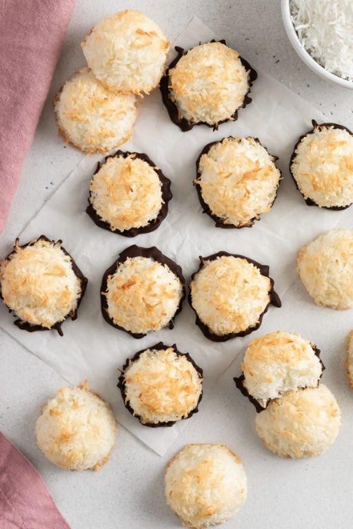 Classic Coconut Macaroons