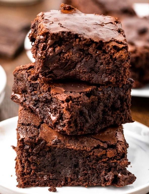 Classic Fudgy Chocolate Brownies