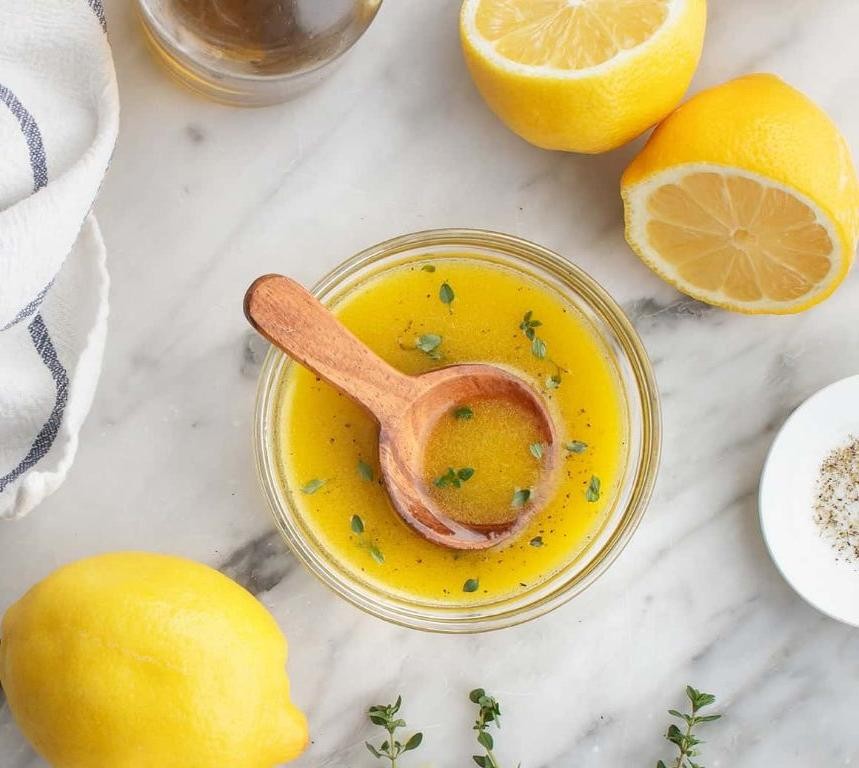 Classic Lemon Vinaigrette Dressing