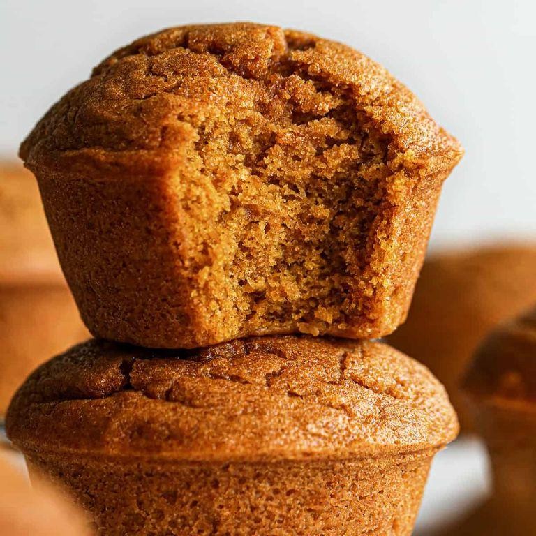 Classic Pumpkin Spice Muffins