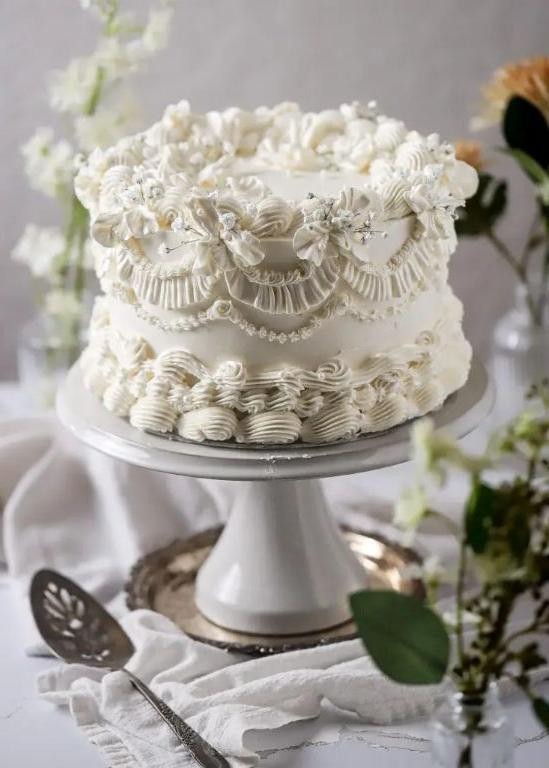 Classic Vanilla Bean Wedding Cake