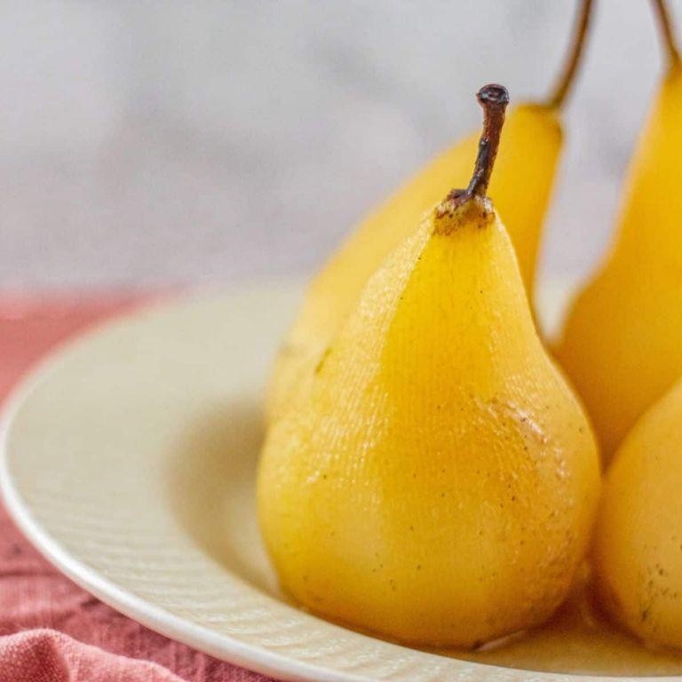 Classic Vanilla Poached Pears