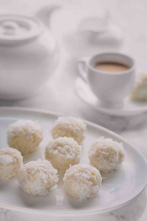 Coconut Almond Goo Balls