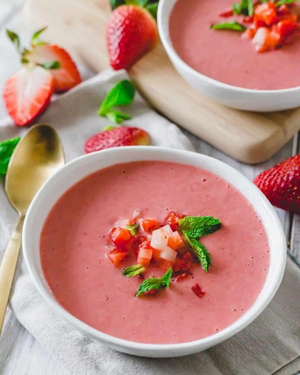 Cold Strawberry Soup