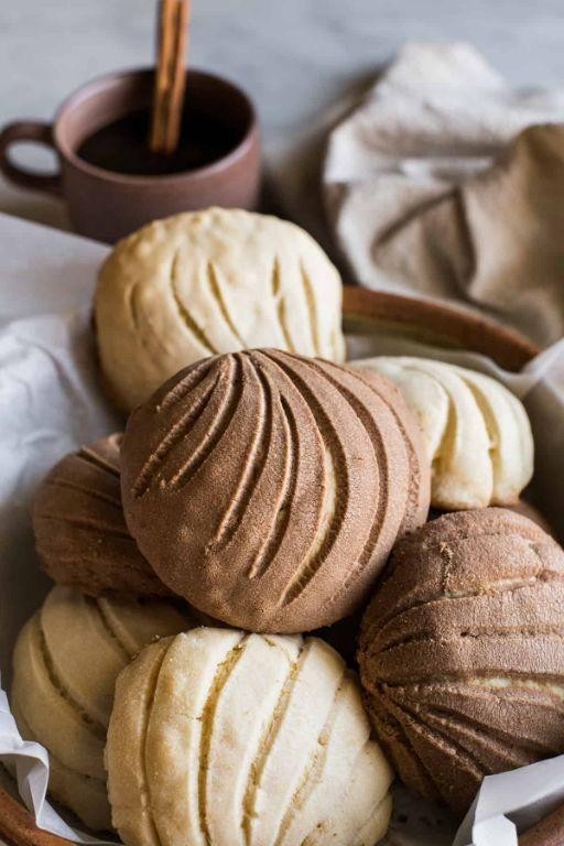 Conchas (Mexican Sweet Bread)