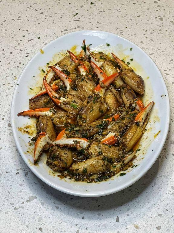 Crab Claw Meat Stir Fry with Garlic and Butter