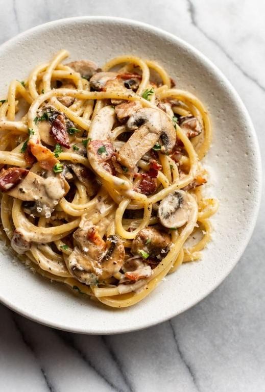 Creamy Bacon and Mushroom Pasta