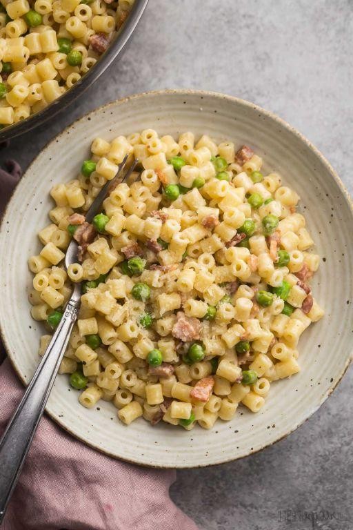 Creamy Ditalini with Mushrooms and Peas