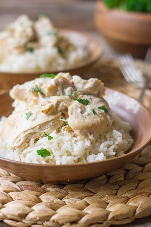 Creamy Garlic Chicken and Rice Crock Pot Recipe