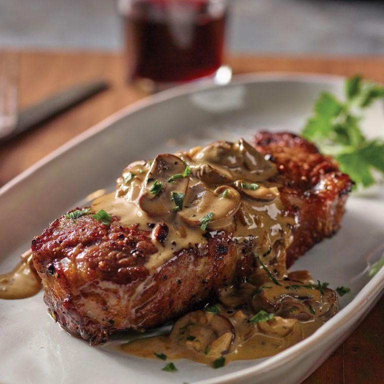 Creamy Steak Au Poivre with Mushrooms