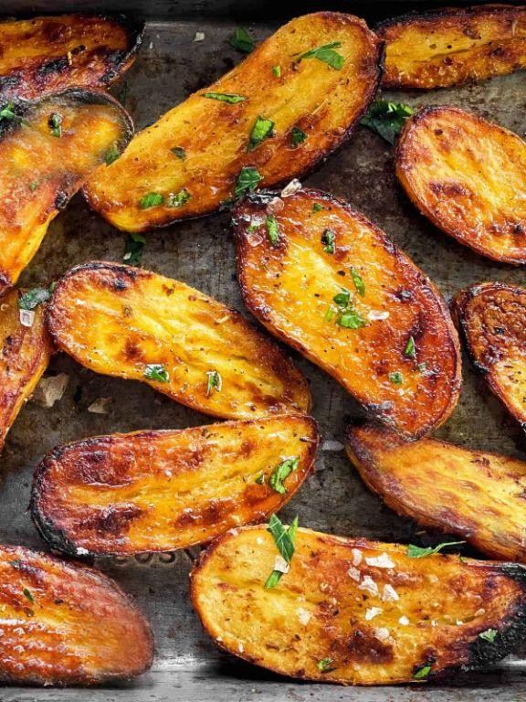 Crispy Fingerling Potato Wedges