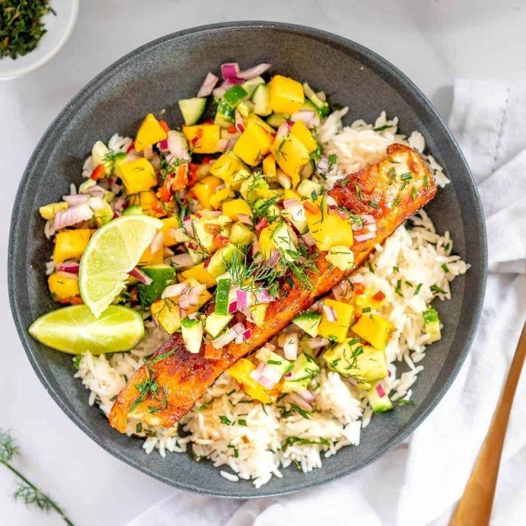 Crispy Salmon with Mango Salsa