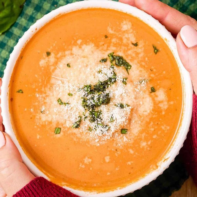 Crockpot Creamy Tomato Basil Soup