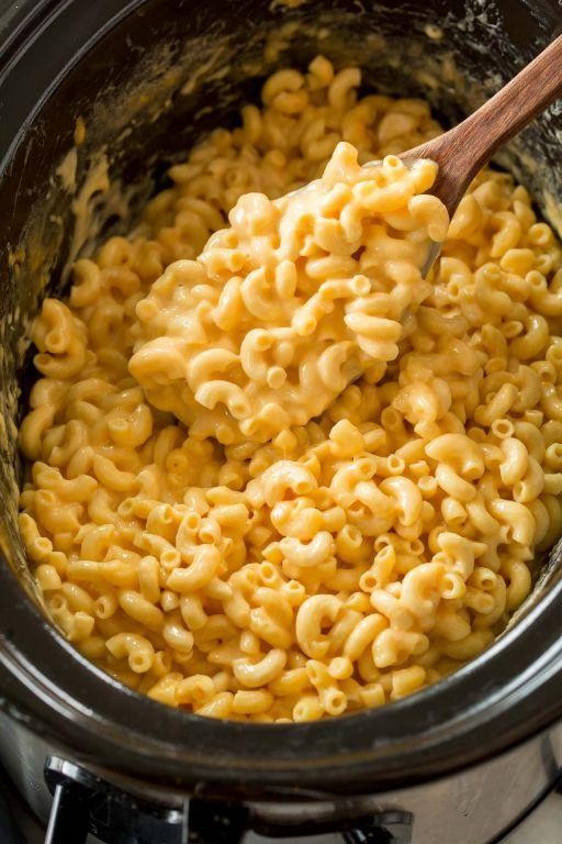 Crockpot Mac and Cheese