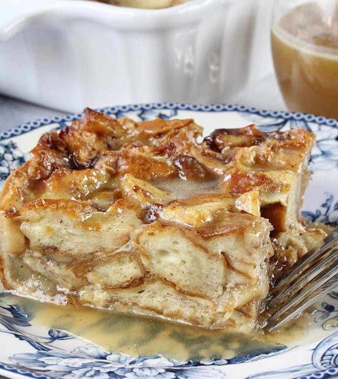 Croissant Apple Bread Pudding