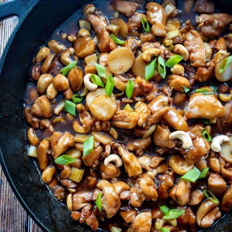 Crunchy Water Chestnut and Celery Stir-Fry