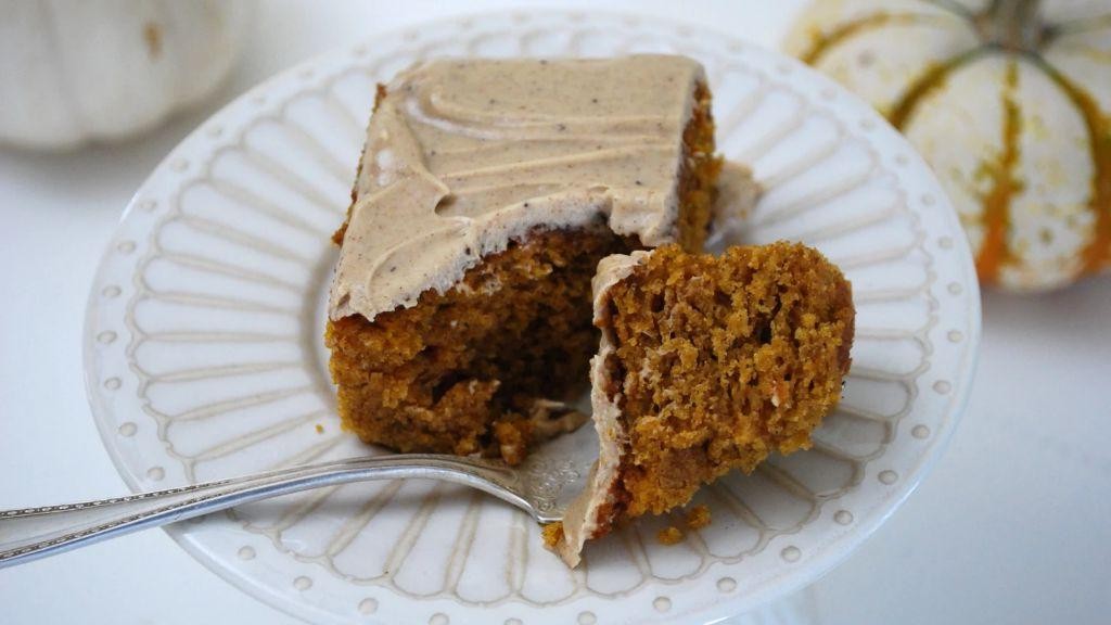 Cuban Pumpkin Cake with Spiced Rum Frosting
