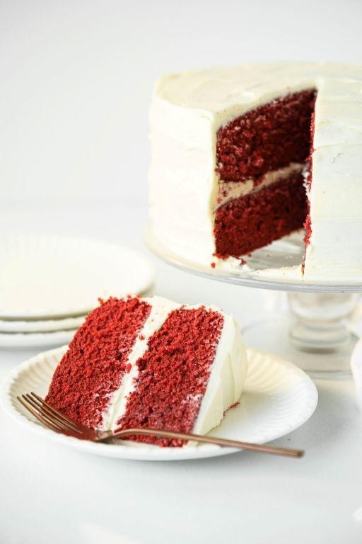 Cuban Red Velvet Cake with Cream Cheese Frosting
