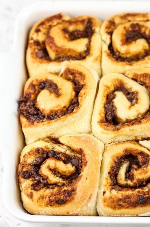 Date Sugar Cinnamon Rolls