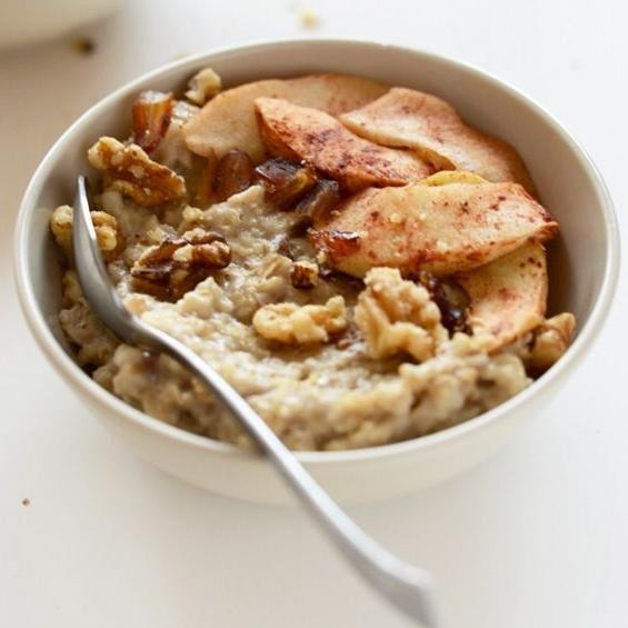 Date Sugar Sweetened Oatmeal