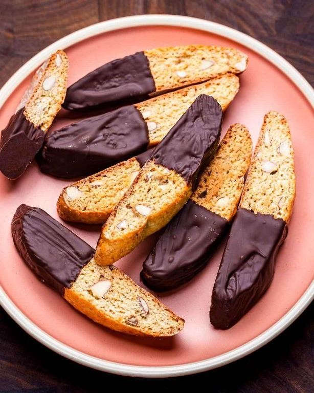 Dilpasand Almond Biscotti