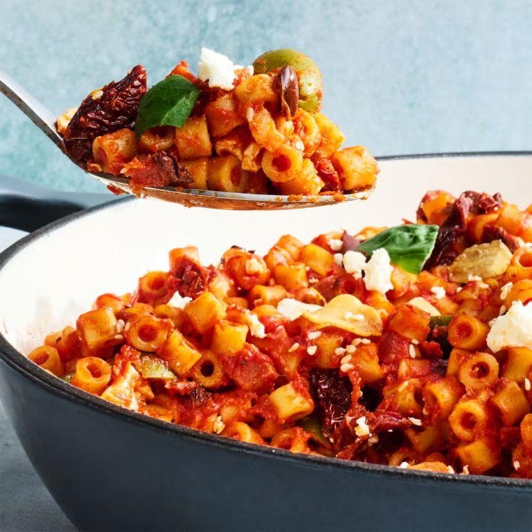 Ditalini with Sun-Dried Tomatoes and Olives