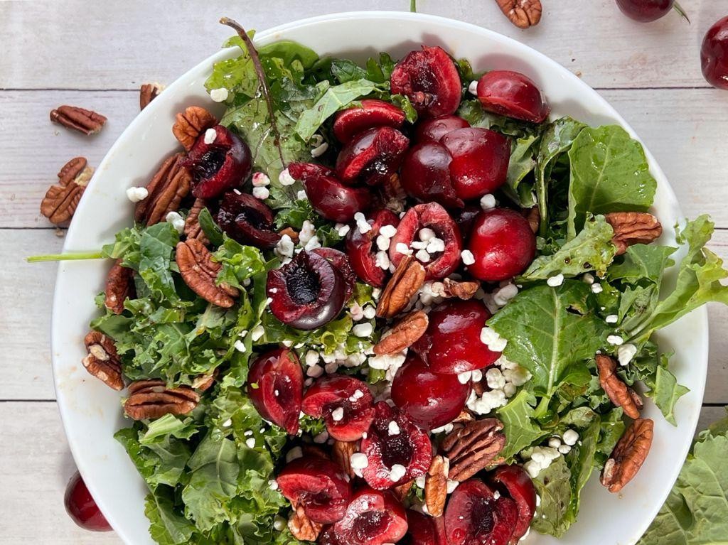 Dried Cherry and Spinach Salad with Goat Cheese