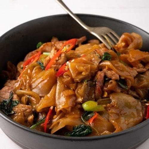 Drunken Noodles with Crispy Pork Belly