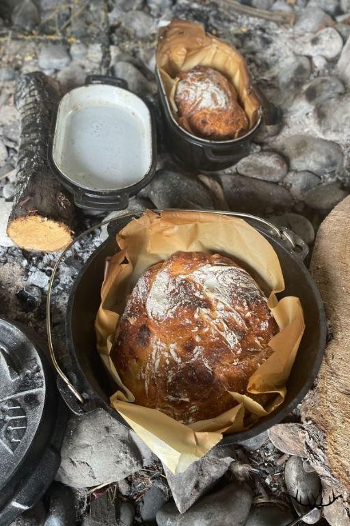 Dutch Oven Campfire Bread