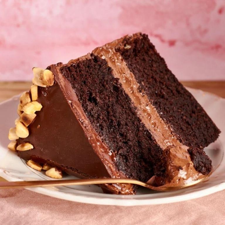 Dutch Oven Keto Chocolate Cake