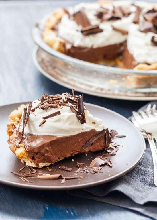 Easy Chocolate Cream Pie