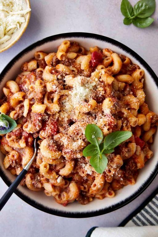 Easy Crockpot Hamburger Pasta