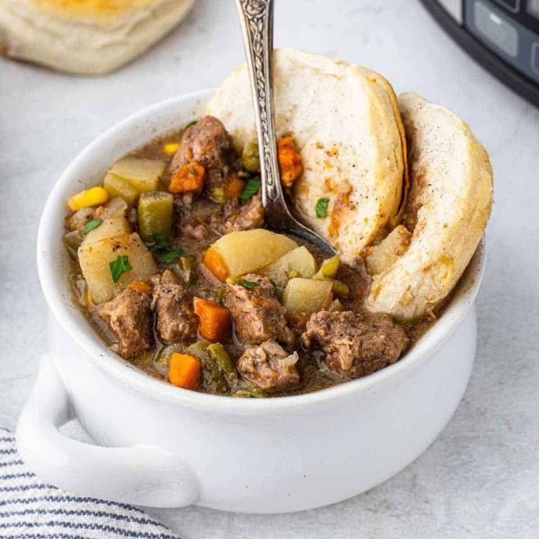 Easy Crockpot Hamburger Pot Pie