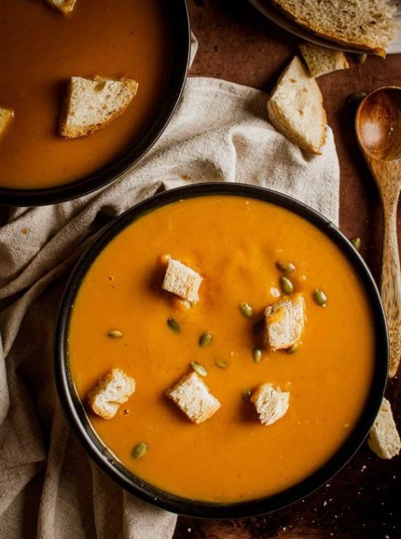Easy Crockpot Sweet Potato Soup