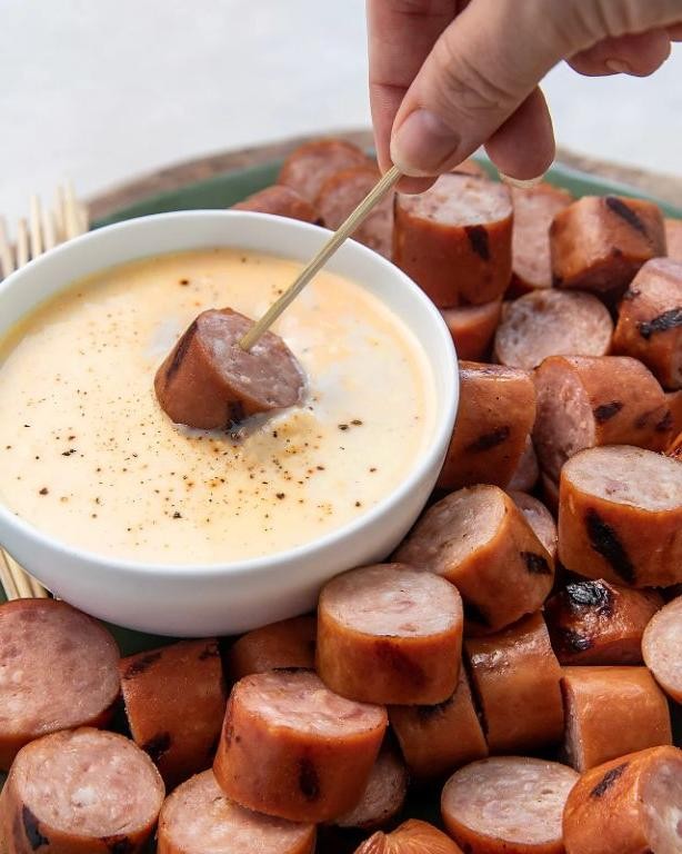 Eckrich Sausage and Cheese Dip