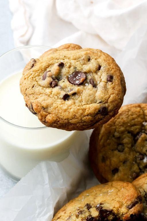 Egg White Powder Chocolate Chip Cookies