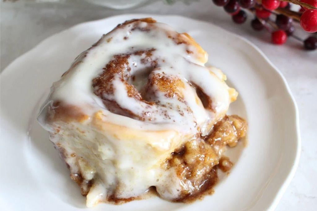 Einkorn Cinnamon Rolls