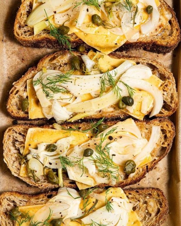 Fennel Frond and Garlic Bread