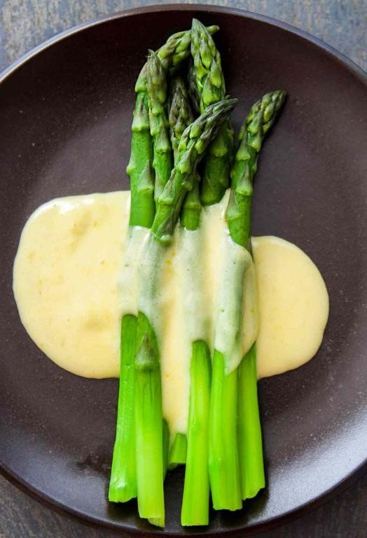 Frozen Asparagus with Hollandaise Sauce