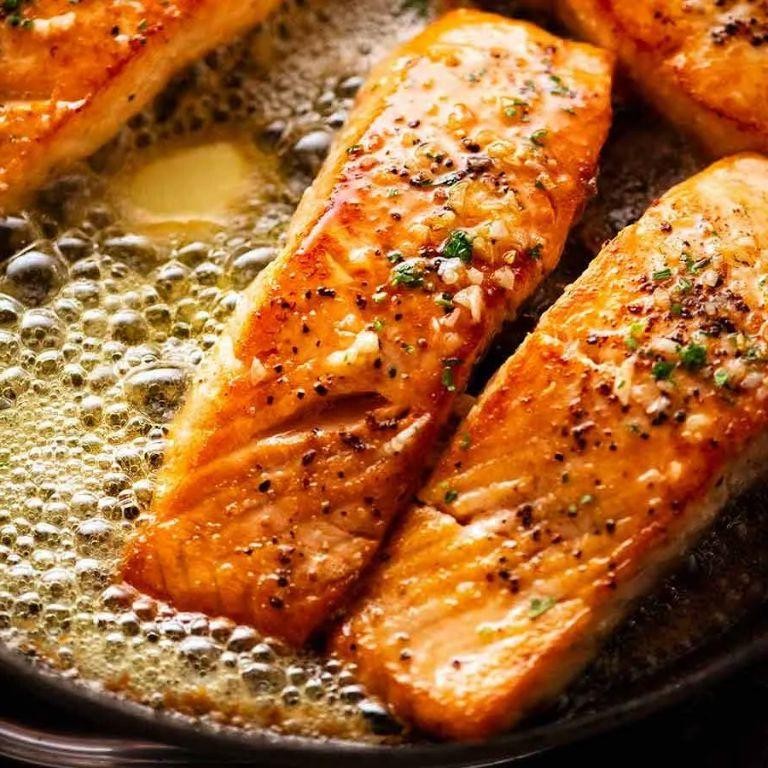 Garlic Butter Crispy Salmon