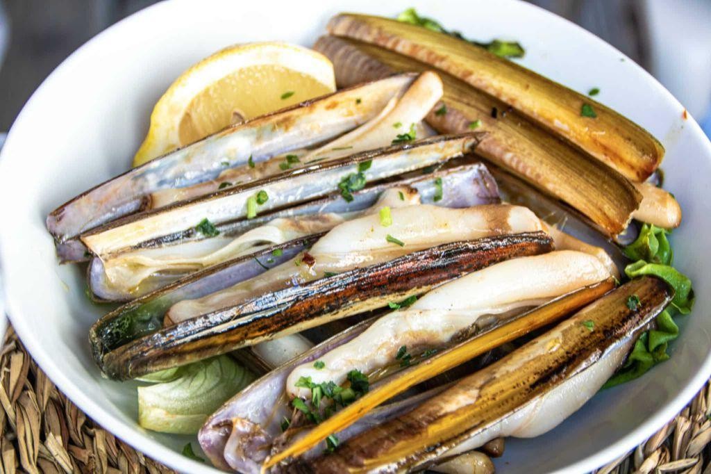 Garlic Butter Razor Clams