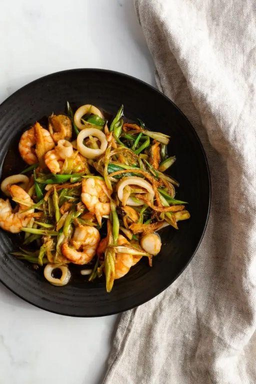 Garlic Herb Mixed Seafood Stir Fry
