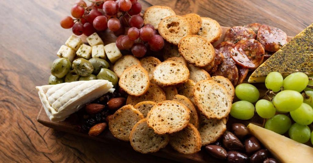 Garlic and Herb Bagel Chips