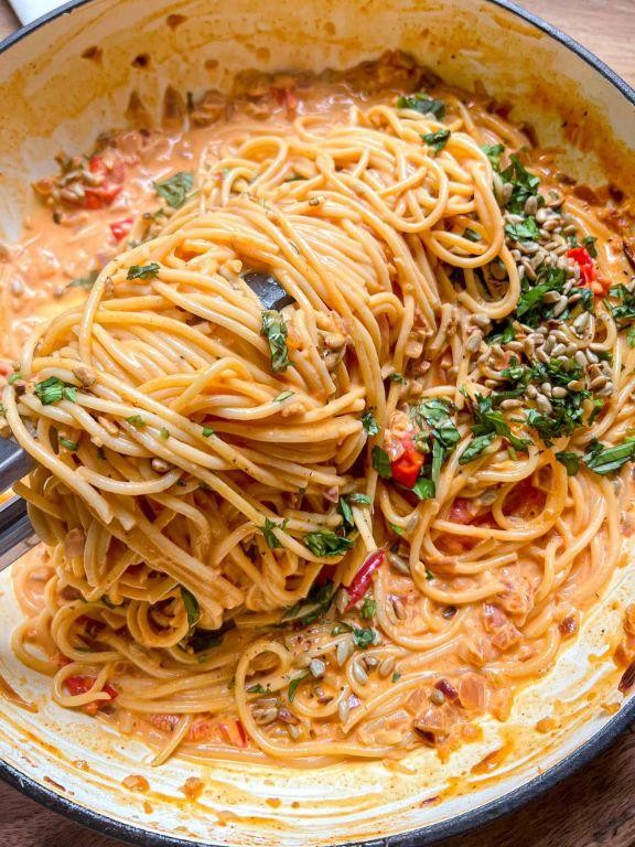 Gochujang Spaghetti with Garlic and Oil