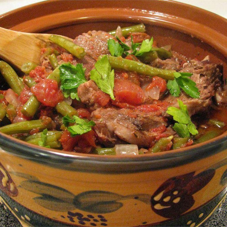 Greek Lamb Stew with Tomatoes and Cinnamon